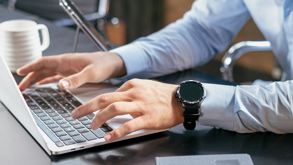 Choosing and Deploying Hardware Security Keys for Business
